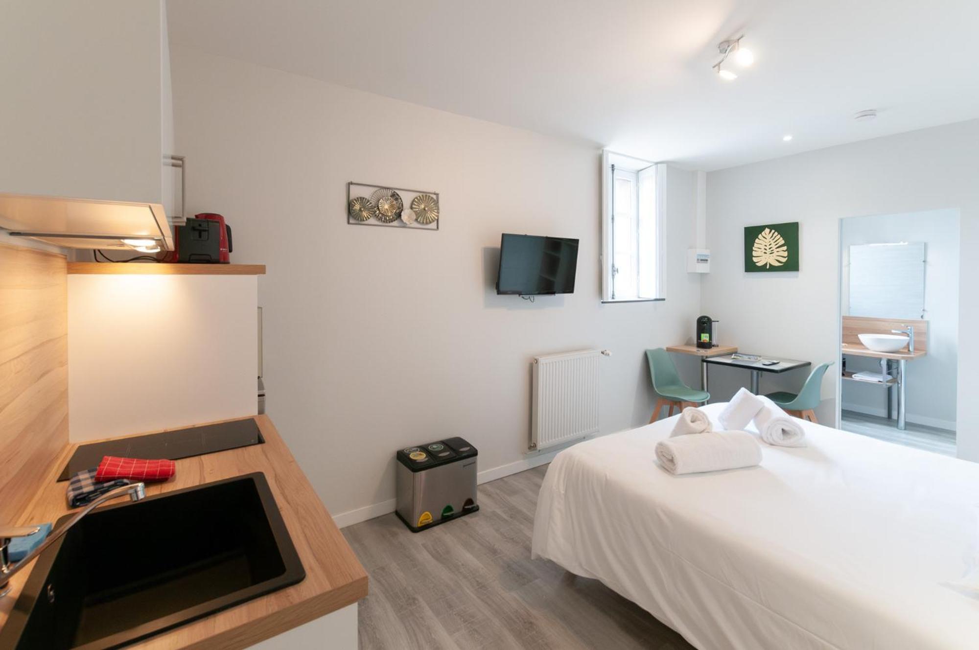 Malicorn' Appart-Hotel Malicorne-sur-Sarthe Kamer foto